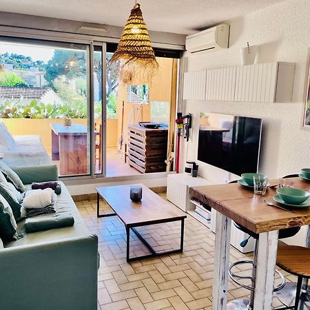Cosy Deux Pieces Pour 4 Personnes En Centre Ville Classe Cavalaire-sur-Mer Exterior photo